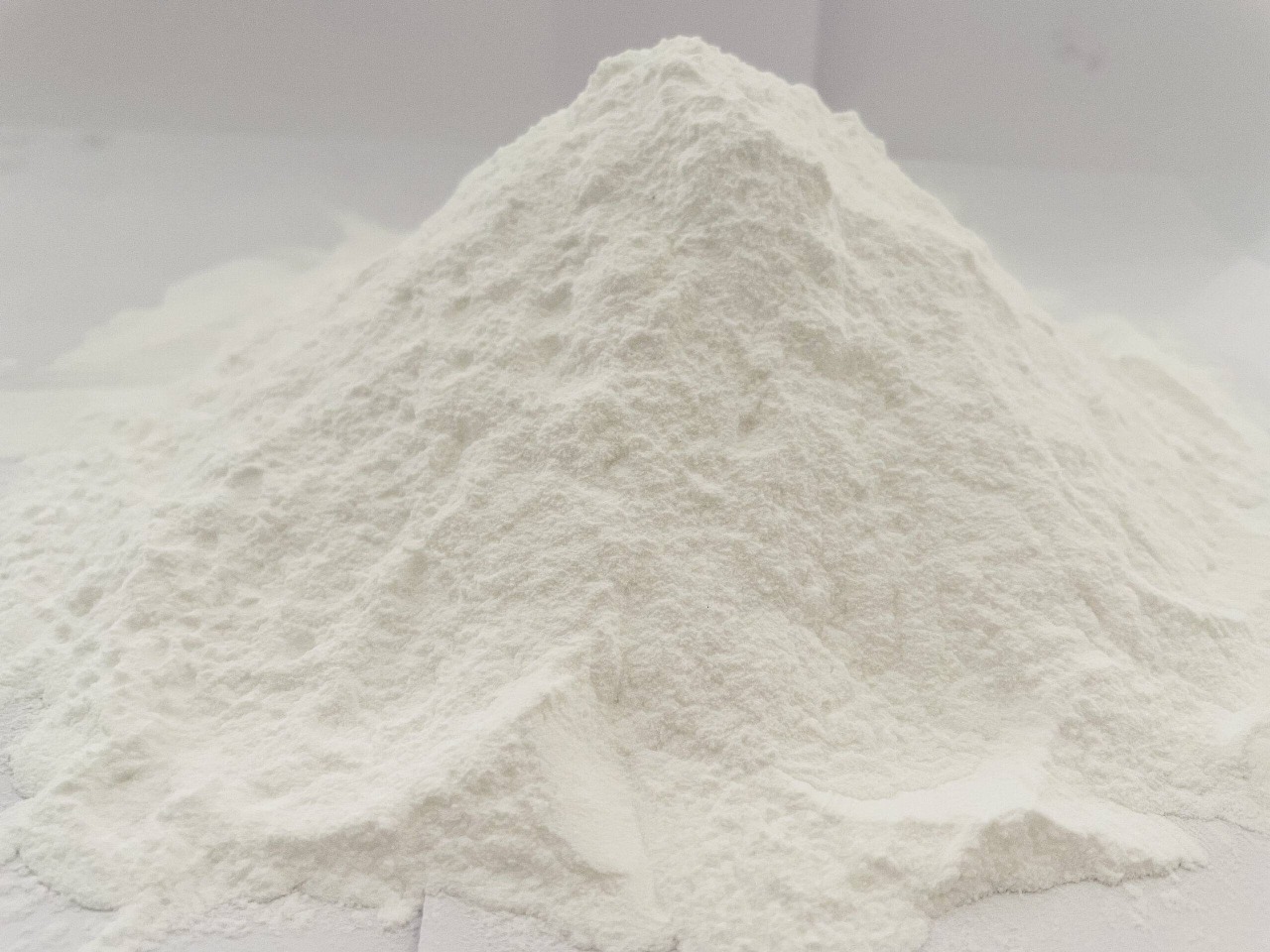 Calcium chloride Powder: CaCl2